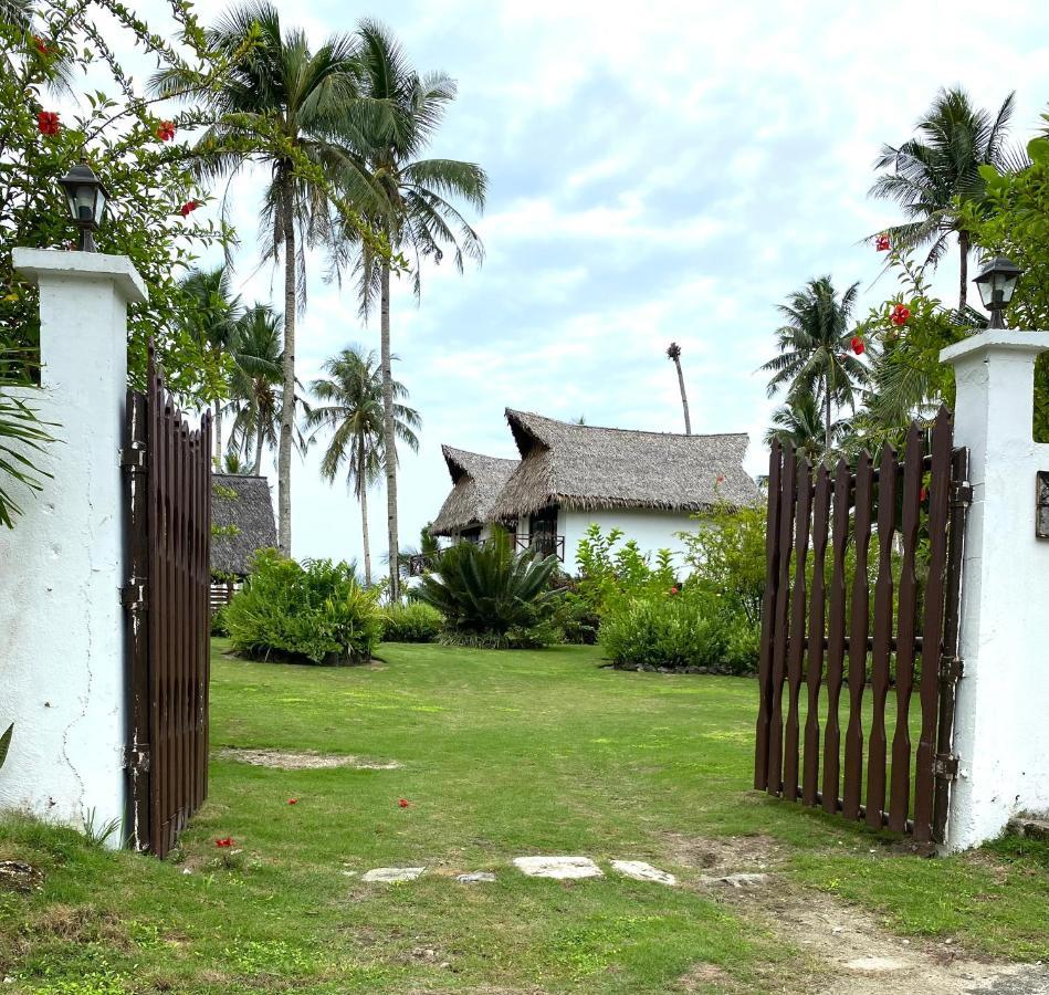 Private Beachfront Villa In Siargao General Luna  Exterior photo