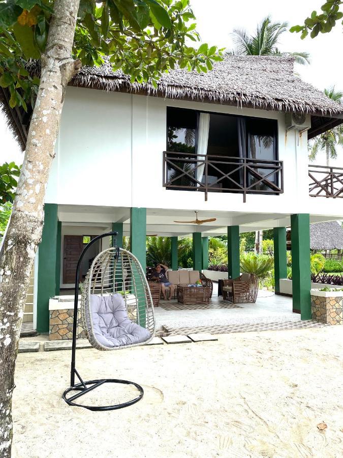 Private Beachfront Villa In Siargao General Luna  Exterior photo