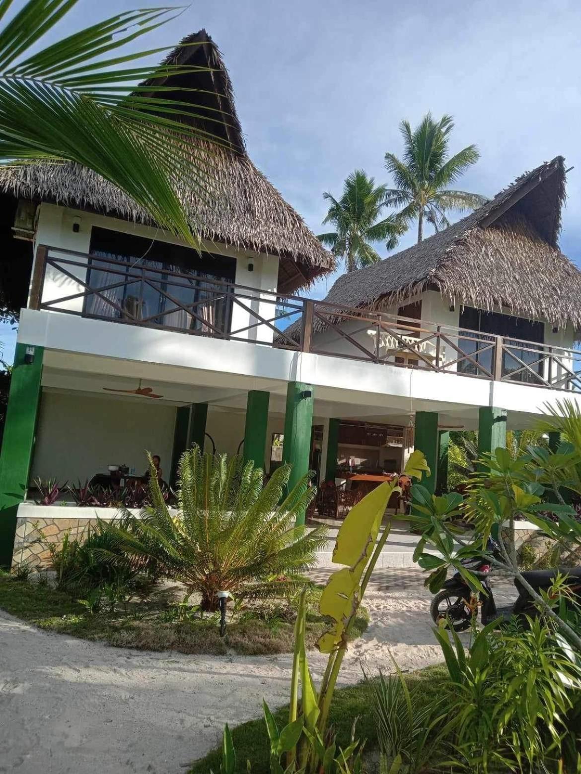 Private Beachfront Villa In Siargao General Luna  Exterior photo