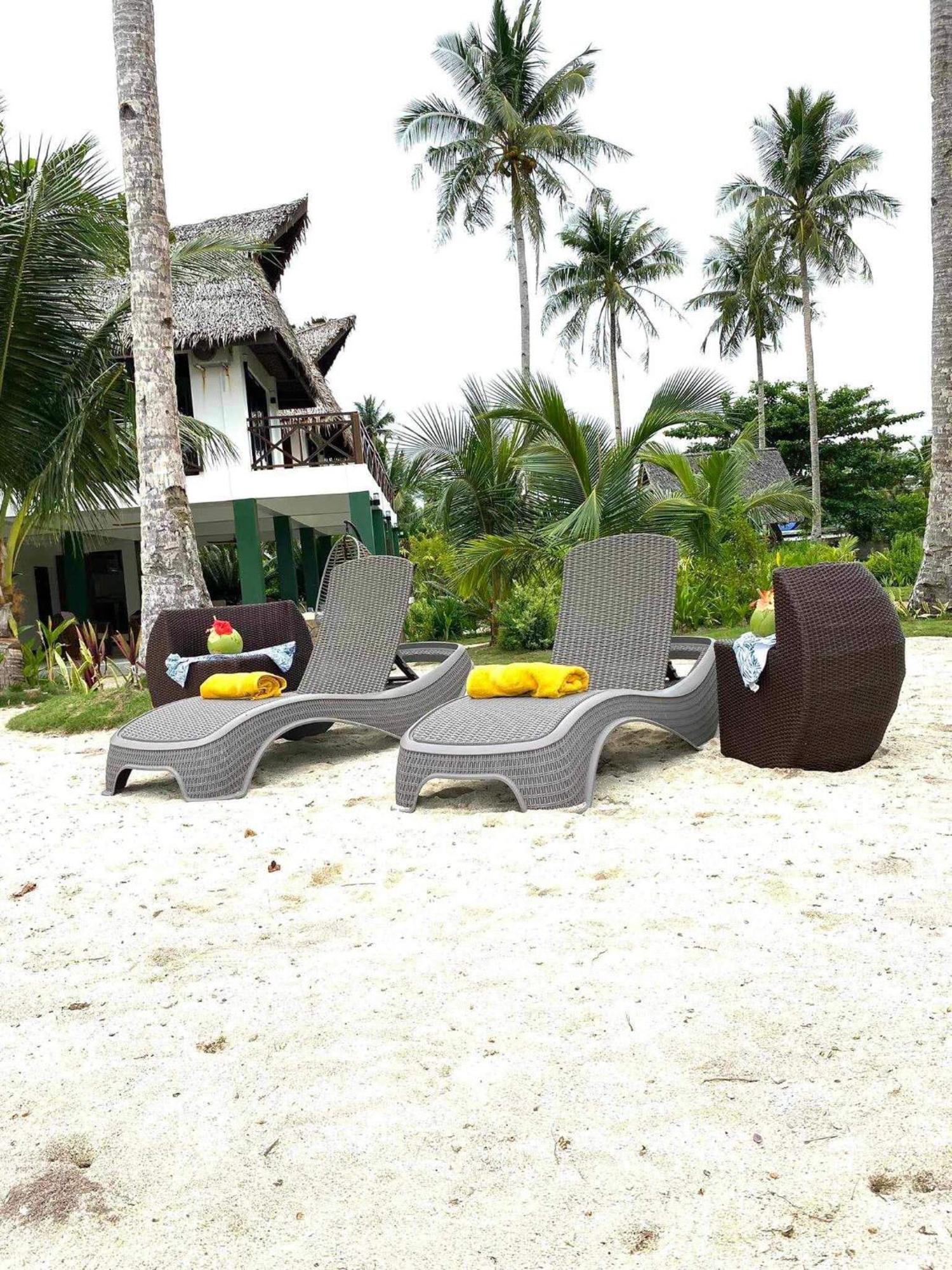 Private Beachfront Villa In Siargao General Luna  Exterior photo