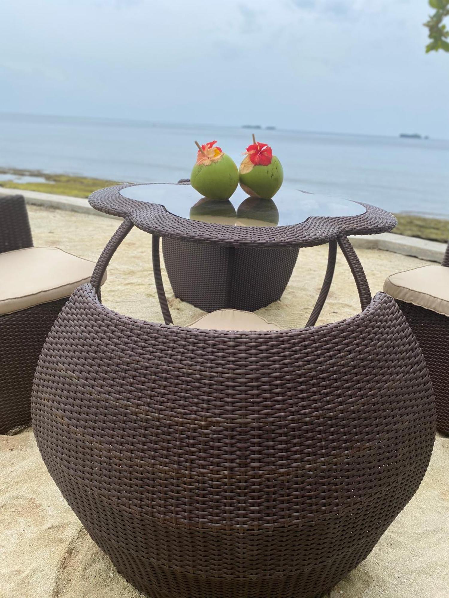 Private Beachfront Villa In Siargao General Luna  Exterior photo